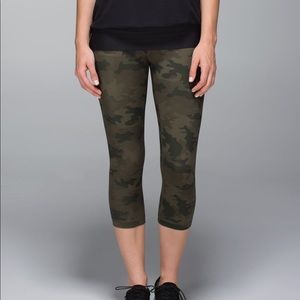 RARE CAMO LULUS
